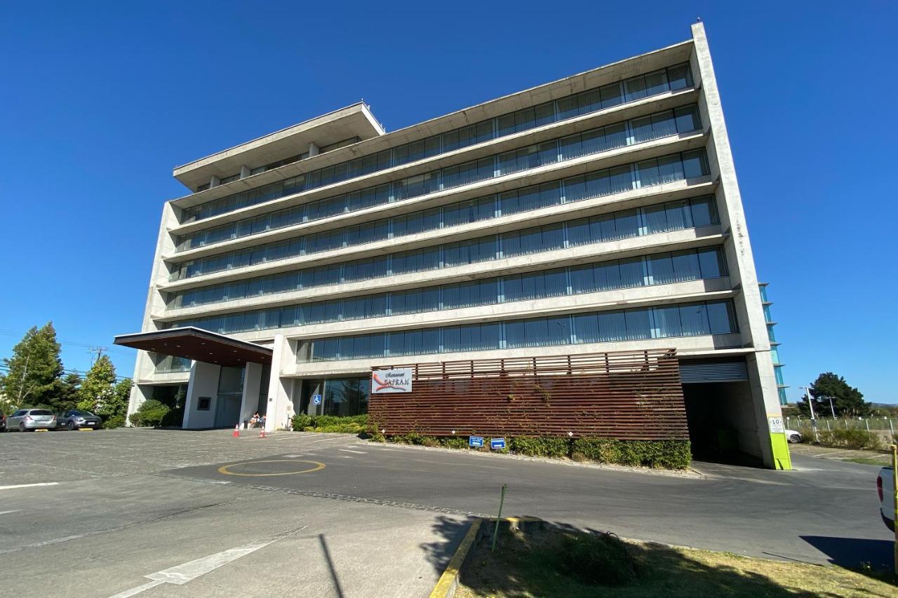 Wyndham Concepcion Pettra Otel Dış mekan fotoğraf The hotel in 2019