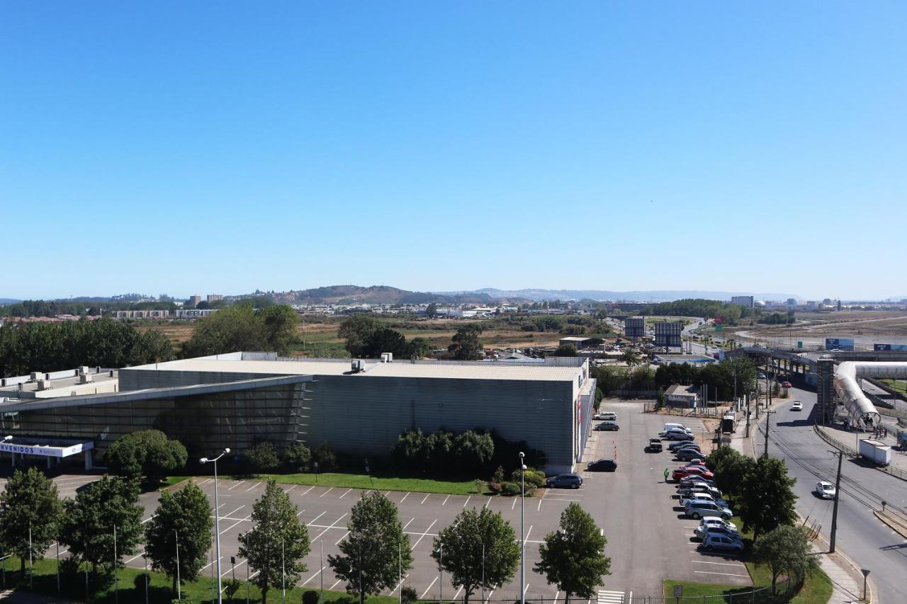 Wyndham Concepcion Pettra Otel Dış mekan fotoğraf Aerial view of the campus