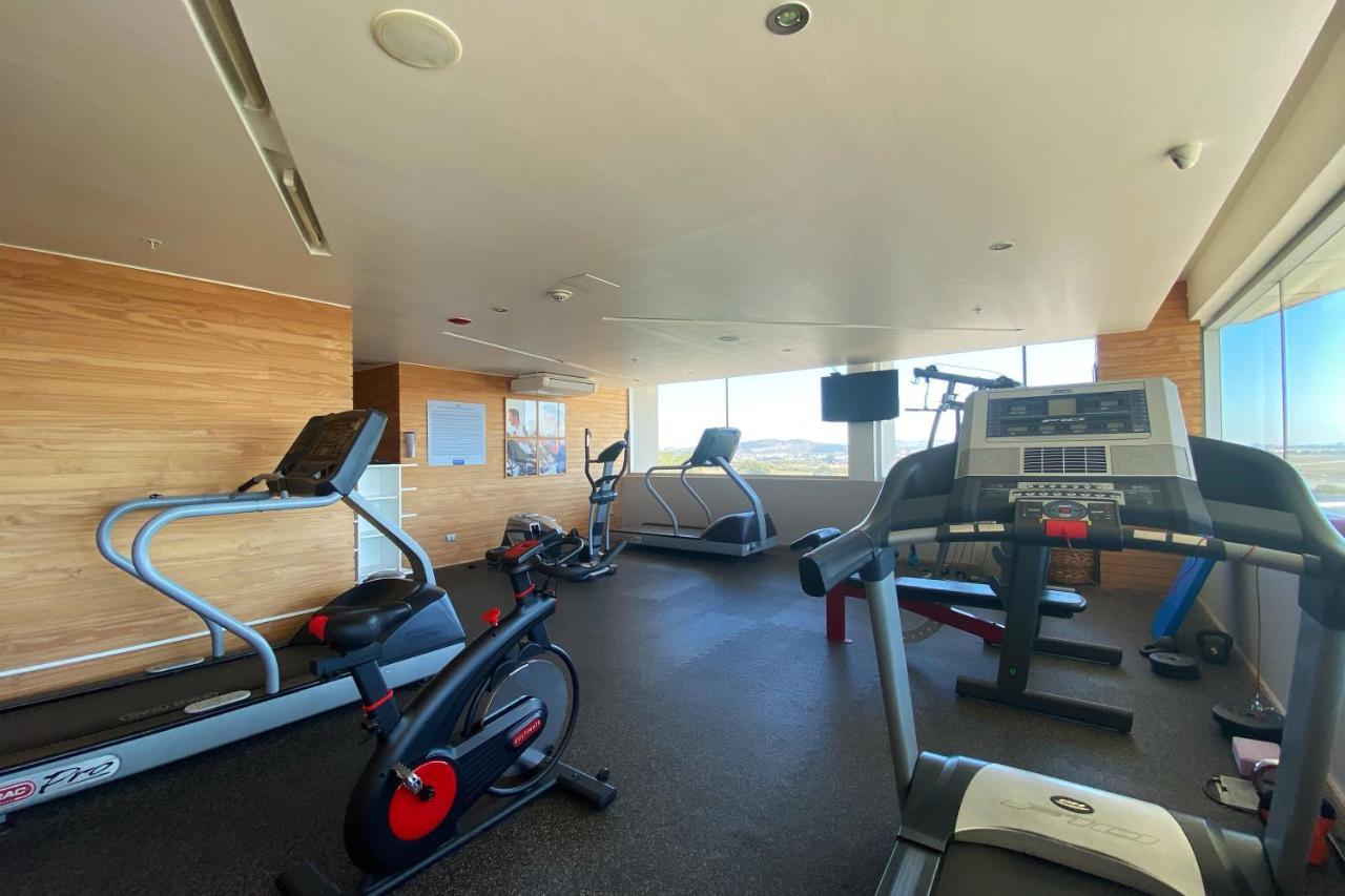 Wyndham Concepcion Pettra Otel Dış mekan fotoğraf The gym at the hotel